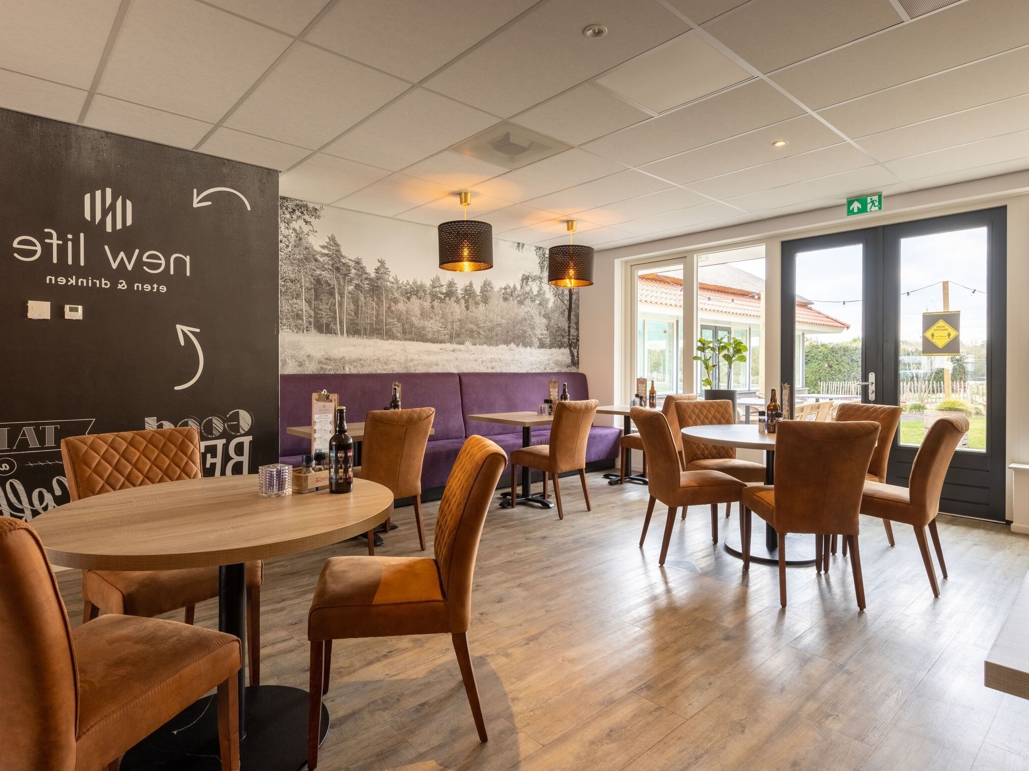 De eetkamer van De Veluwse Hoevegaerde 3 in Putten