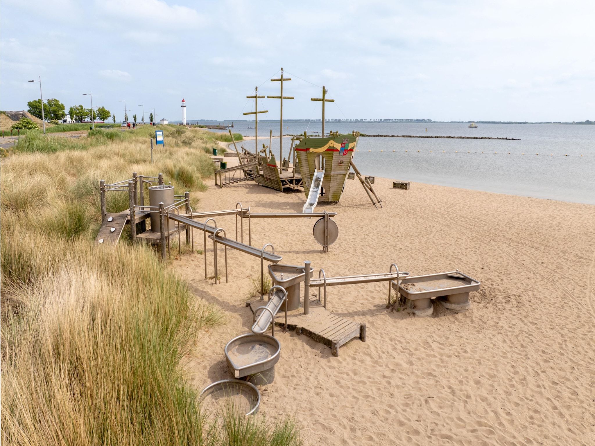 De omgeving van Cape Helius 21 in Hellevoetsluis