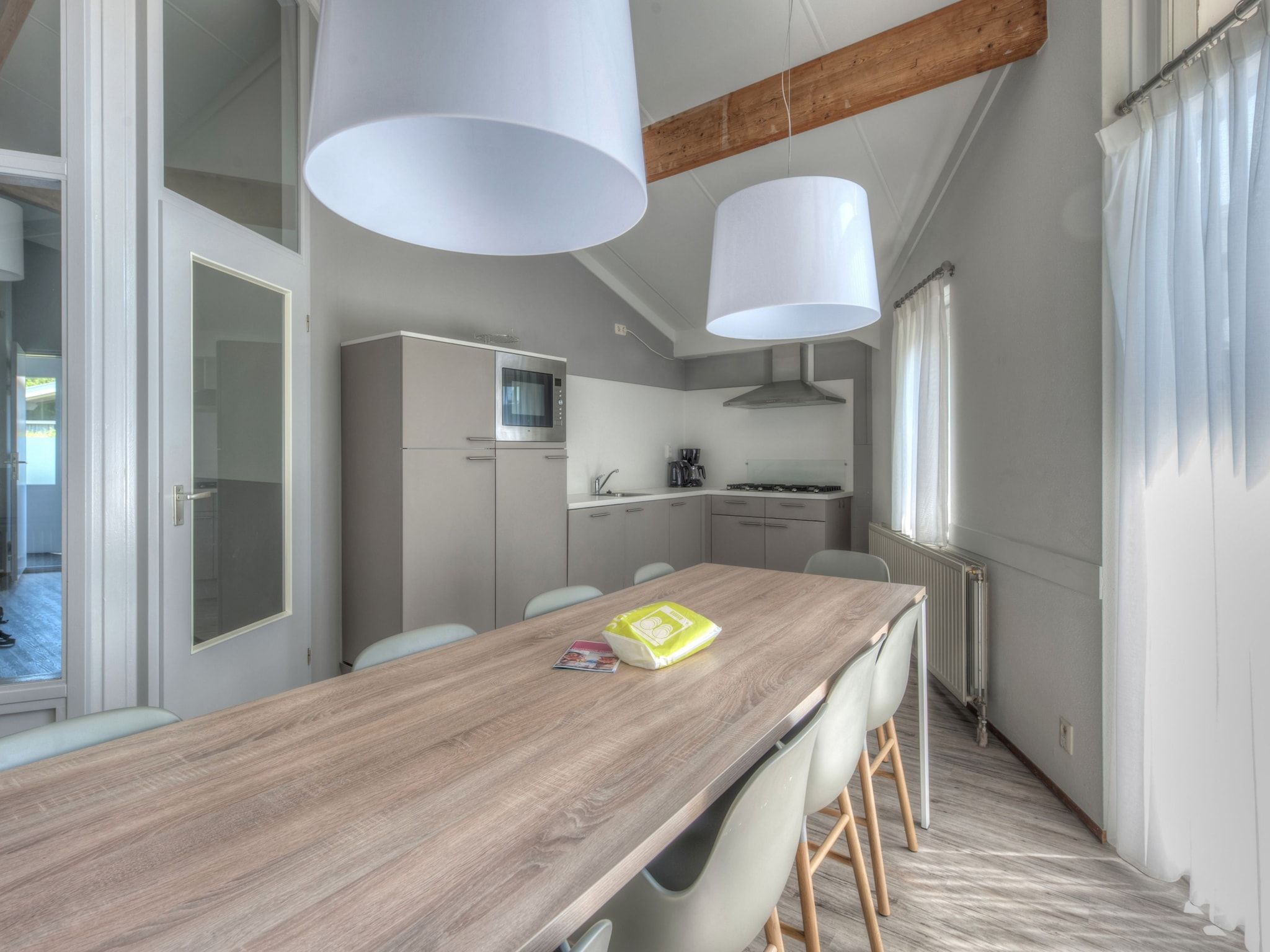 De woonkamer van Vakantiepark Hof Domburg 26 in Domburg