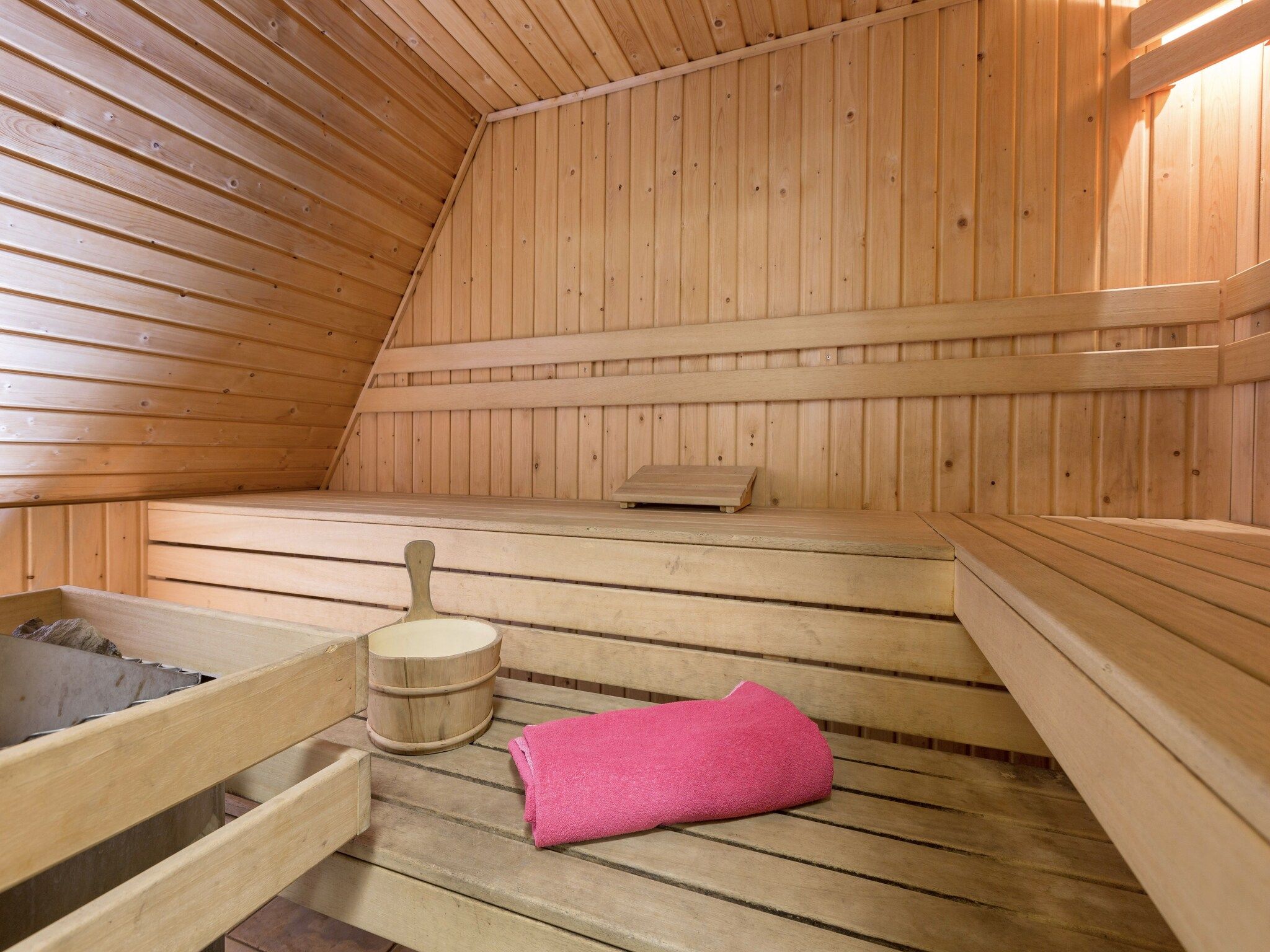 Wellness bij Vakantiepark de Katjeskelder 18 in Oosterhout