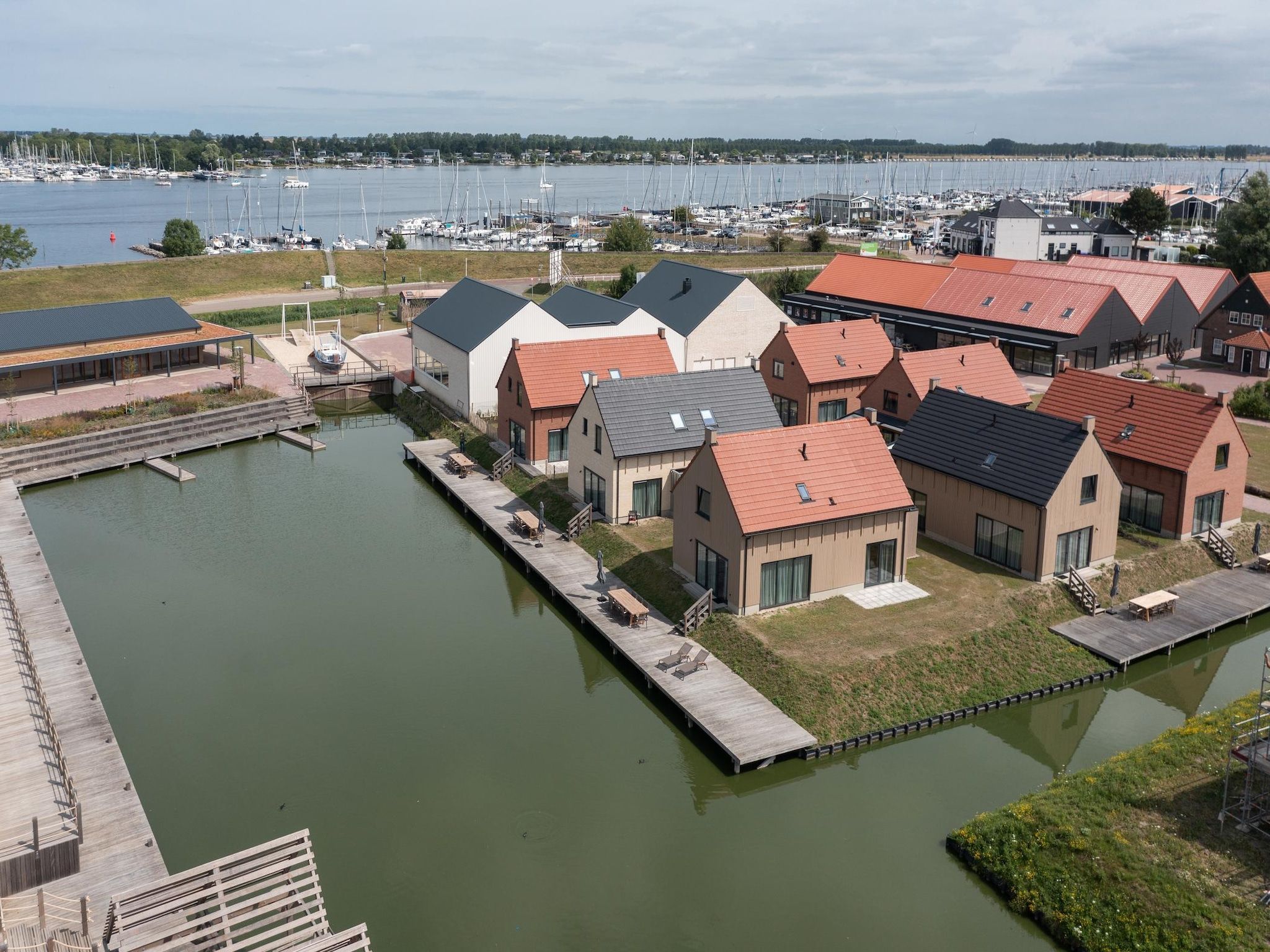De omgeving van Park Veerse Kreek 8 in Wolphaartsdijk