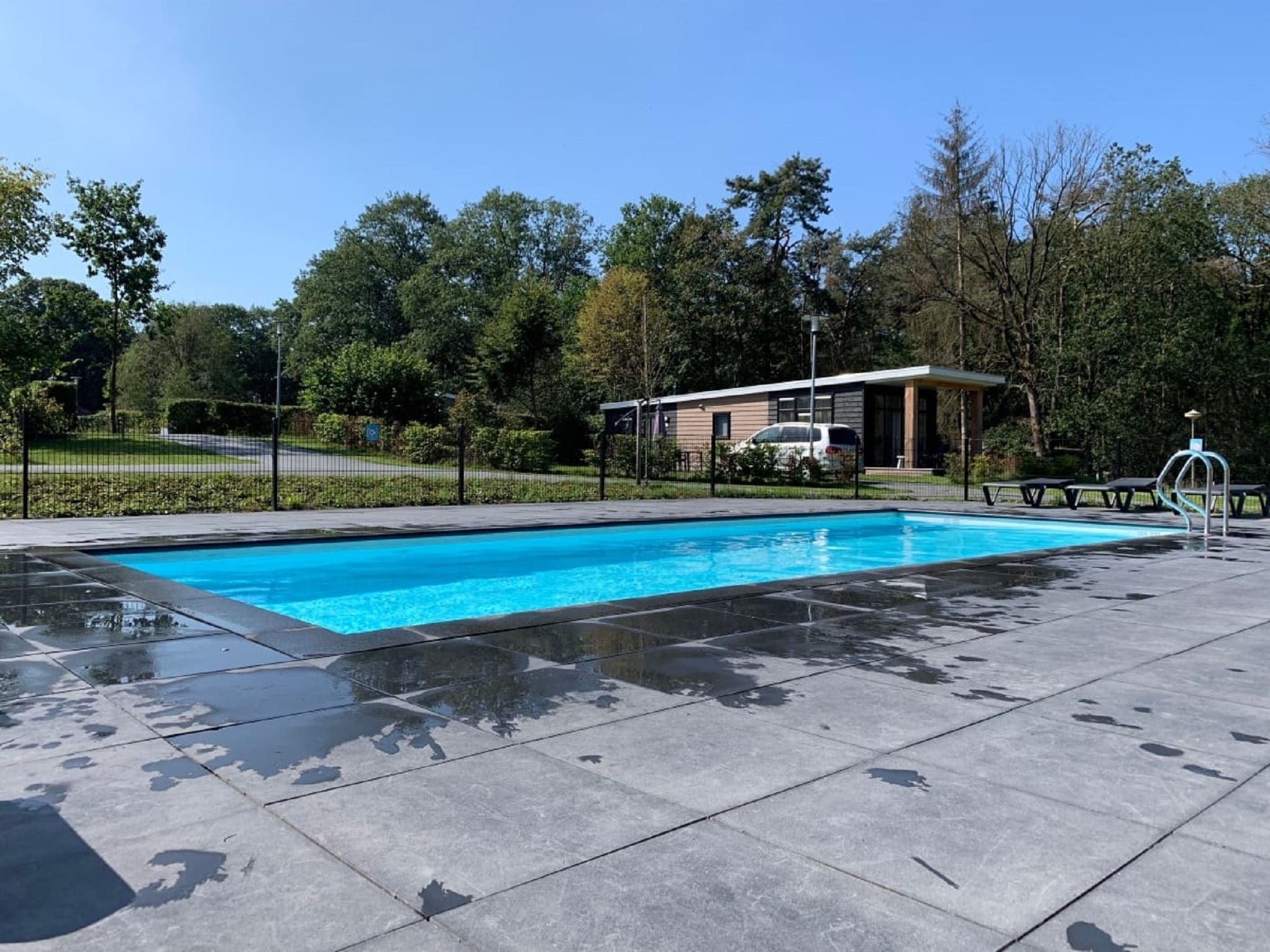 Parkfaciliteiten bij Buitenplaats Holten 17 in Rijssen