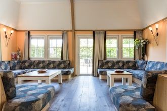 Kasteelverblijf in De Eese met Stijl in De Bult - Steenwijk