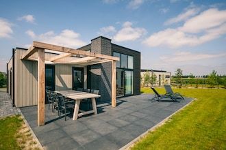 Bungalow in Ouddorp bij Natuurgebied in Herkingen