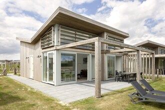 Luxe Chalet bij het Strand in Kamperland