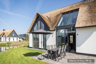 Villa bij Texel-strand met sauna in De Koog