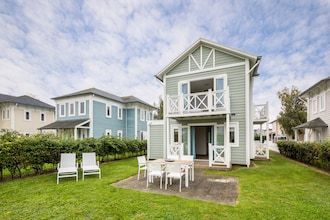 Villa in Hellevoetsluis bij Noordzeestrand in Hellevoetsluis