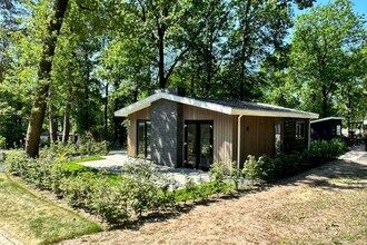 Chalet met tuin en uitzicht in Hoenderloo