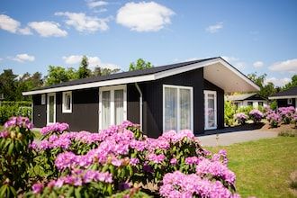 Chalet in Nederland bij Vijver in Veldhoven