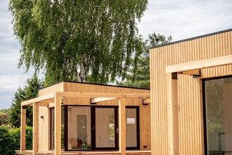 Luxe Lodge aan de Rijn met Uitzicht in Well