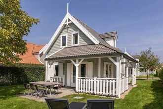 Ontspannende villa met privésauna in Bruinisse