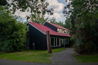 Toegankelijke villa aan het meer in Midlaren