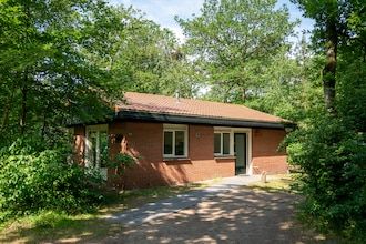Bungalow in Putten bij Veluwebossen in Putten