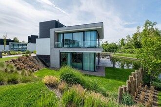 Watervilla in Zeeland bij Veerse Meer in Arnemuiden