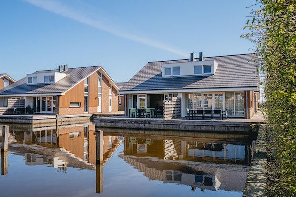 AreaSummer1KM - Ruime retraite aan het meer in Uitgeest (1)