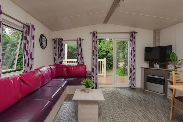 Woonkamer - Charmante chalet-retraite in Zuna (2)