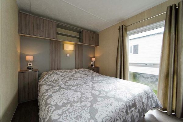 Slaapkamer - Chalet aan de Regge met Sauna in Zuna (3)