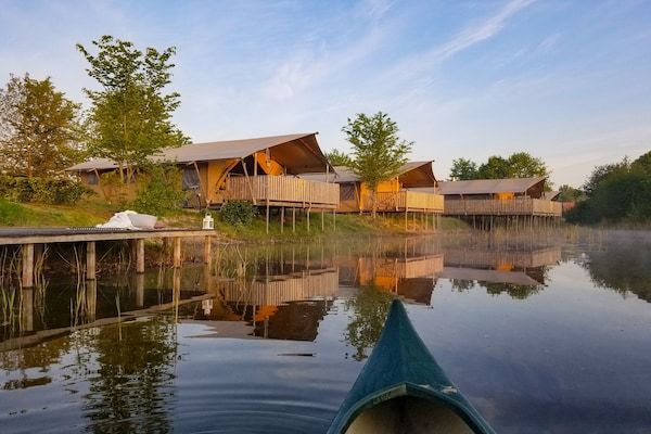Buitenkant - Ontsnapping aan het meer voor groepen in Bant (1)