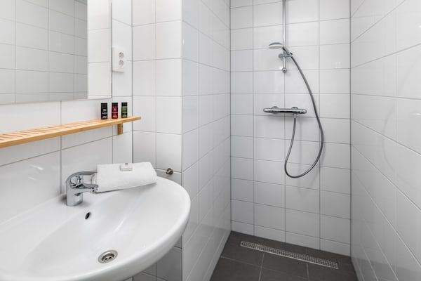 Badkamer - Waterlodge in Schaijk aan het Water in Schaijk (5)