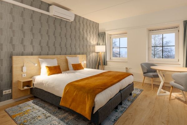 Slaapkamer - Vakantiehuis in Volendam bij Marina in Volendam (4)