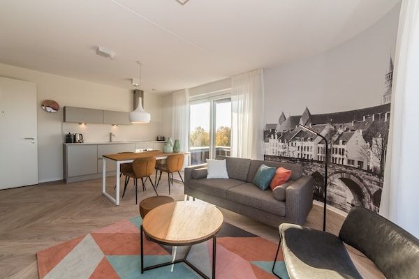 Woonkamer - Suite Escape in Luxe Resort in Maastricht (4)