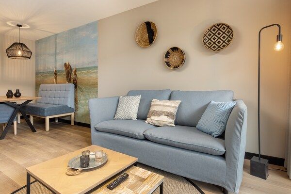 Woonkamer - Appartement in Egmond bij het Strand in Egmond aan zee (1)
