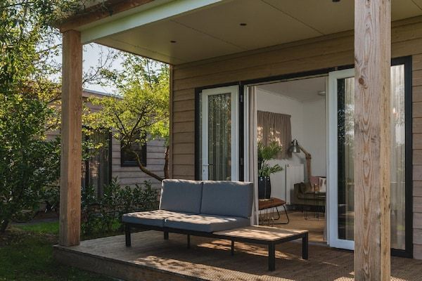 Tuin - Wellness Lodge met sauna en prachtig uitzicht in Zuna (5)