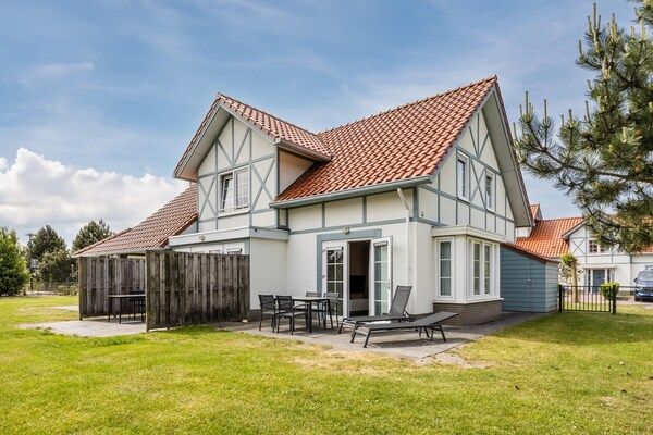 Buitenkant - Villa in Cadzand-Bad bij Noordzeestrand in Cadzand-Bad (1)