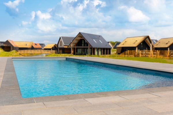 Park - Luxe villa in Nieuwvliet-Bad met privézwembad in Nieuwvliet (4)