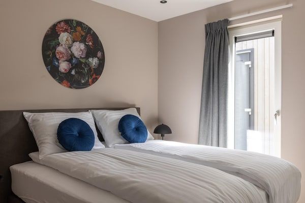 Slaapkamer - Eco Villa bij Bosrand in Nederland in Oirschot (4)