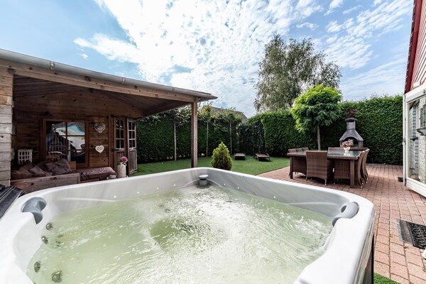 Wellness - Heerlijk vakantiehuis met bubbelbad in Wemeldinge (4)