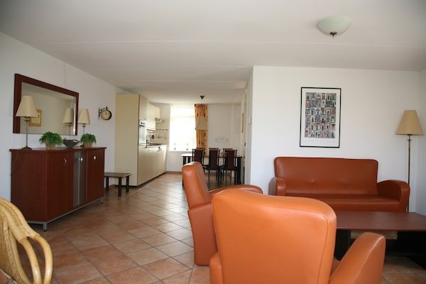Eetkamer - Huisdiervriendelijke vakantiebestemming, Medemblik in Medemblik (2)
