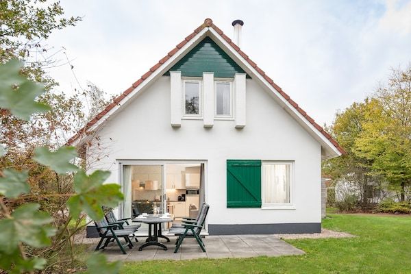 Buitenkant - Gezellig Huisje nabij Drents-Friese in Hoogersmilde (2)