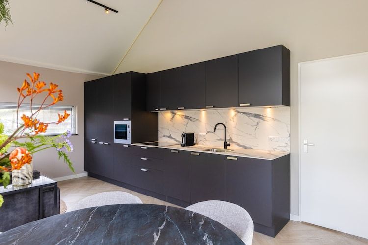 De keuken van Vakantiepark Latour 4 in Oirschot